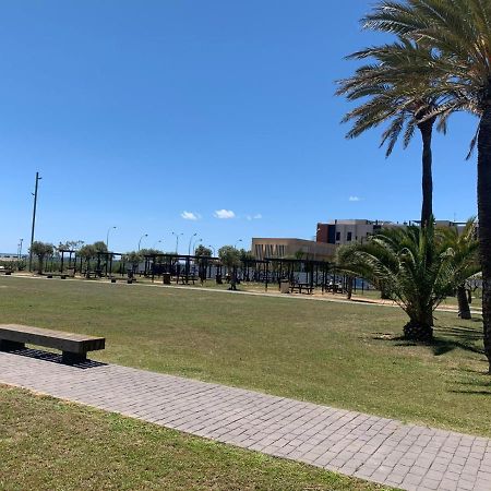 Apartamento Para 5 Personas Frente Al Mar Con Piscina Y Parking Cubelles Exteriör bild