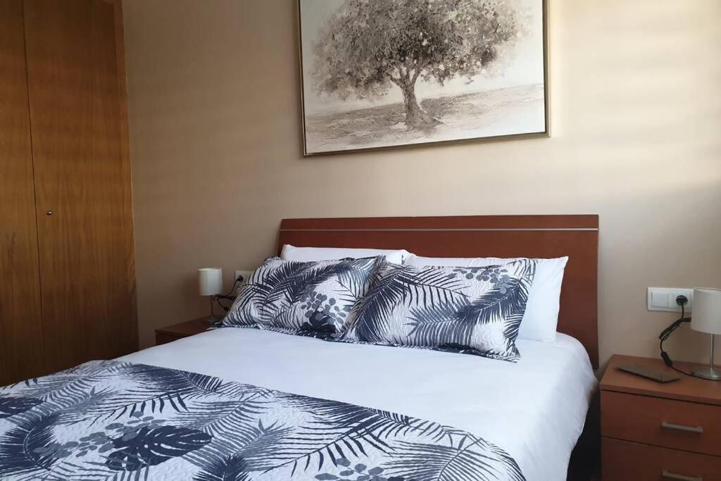 Apartamento Para 5 Personas Frente Al Mar Con Piscina Y Parking Cubelles Exteriör bild