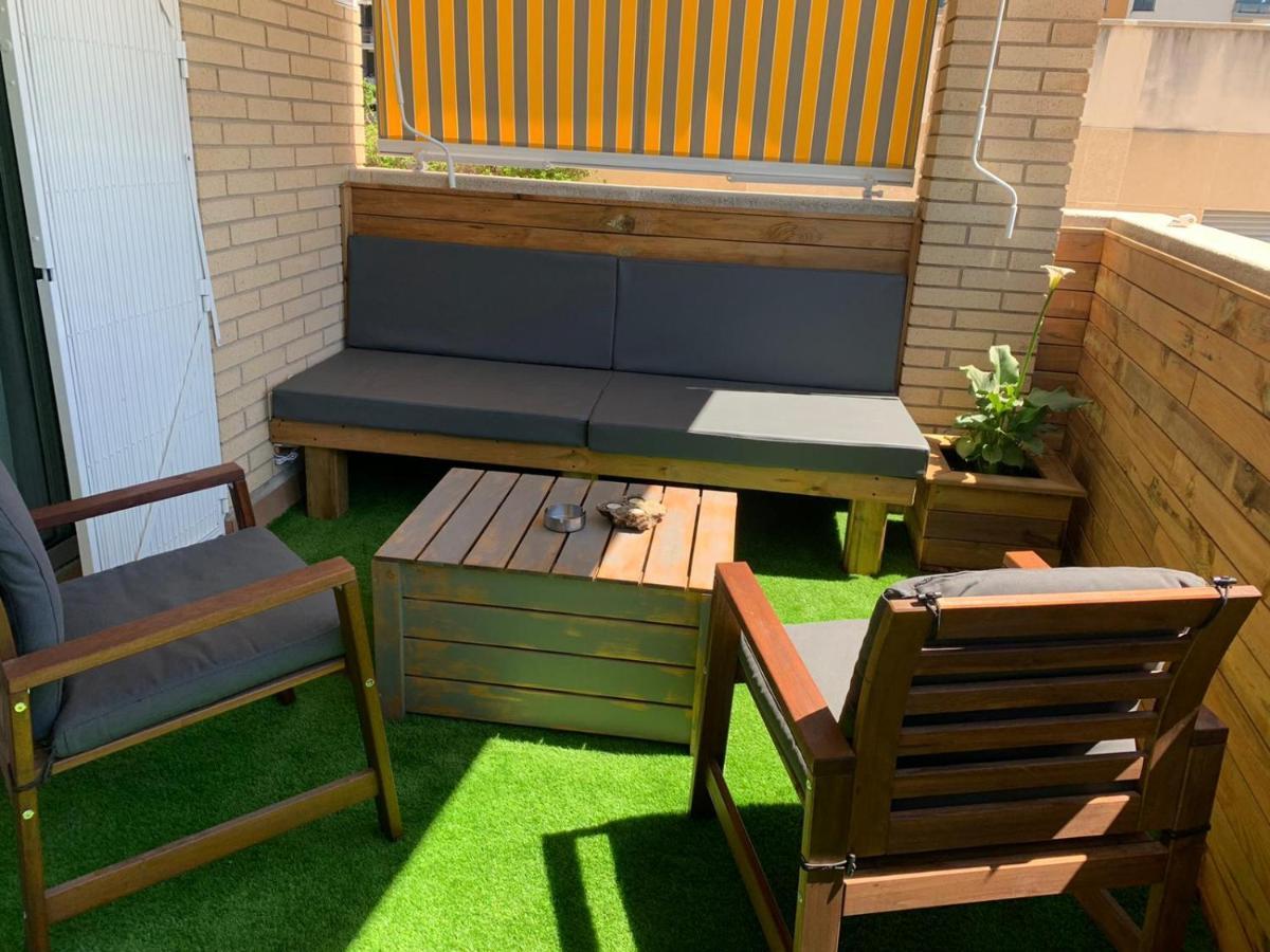 Apartamento Para 5 Personas Frente Al Mar Con Piscina Y Parking Cubelles Exteriör bild